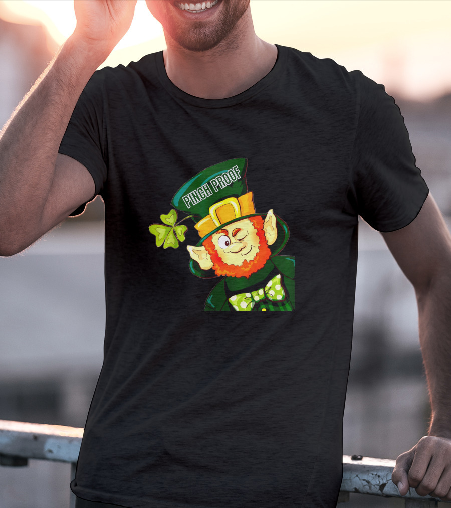 St Patrick's Day Pinch Proof Shamrock Leprechaun With Hat And Bow Tie T-Shirt