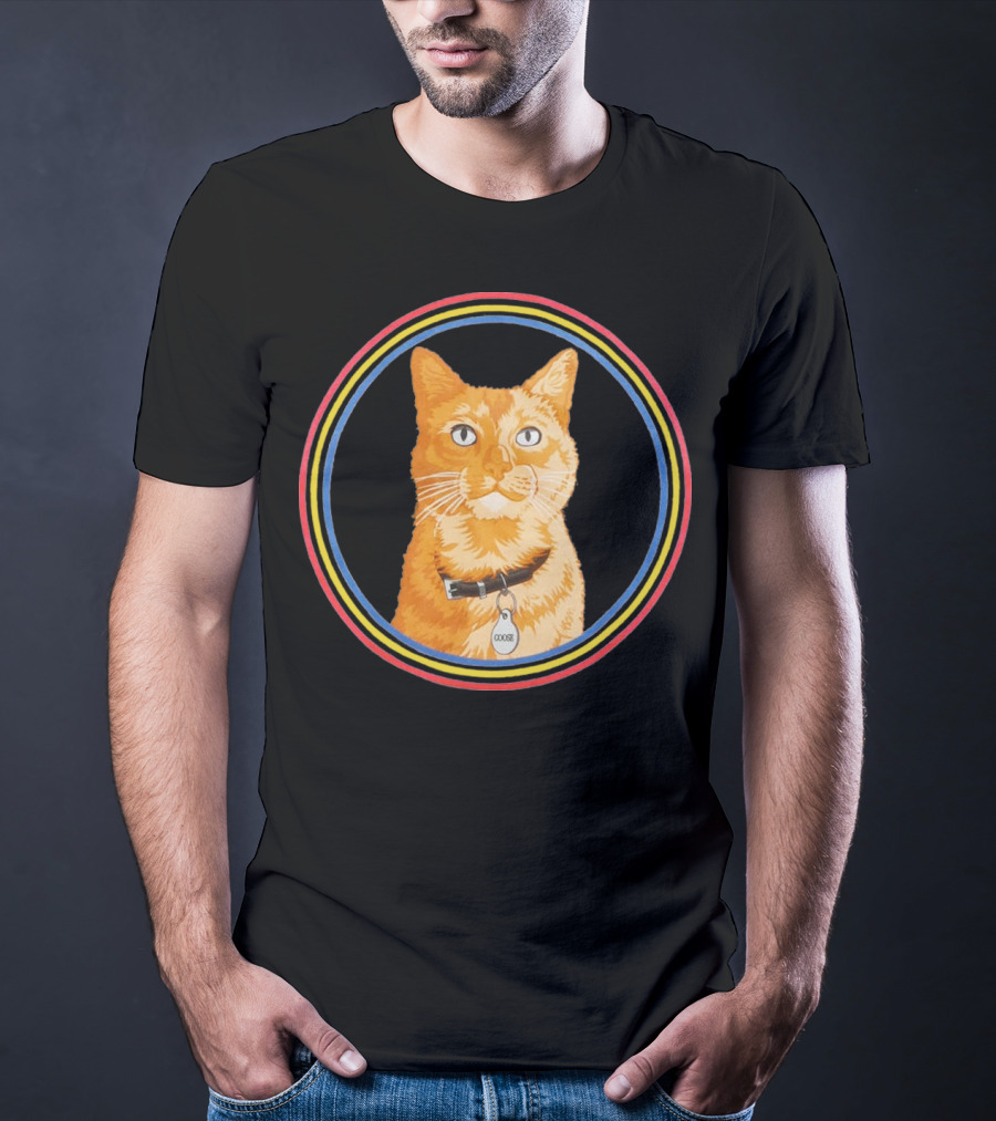 Marvel Captain Marvel Goose Cat Retro Circle T-Shirt