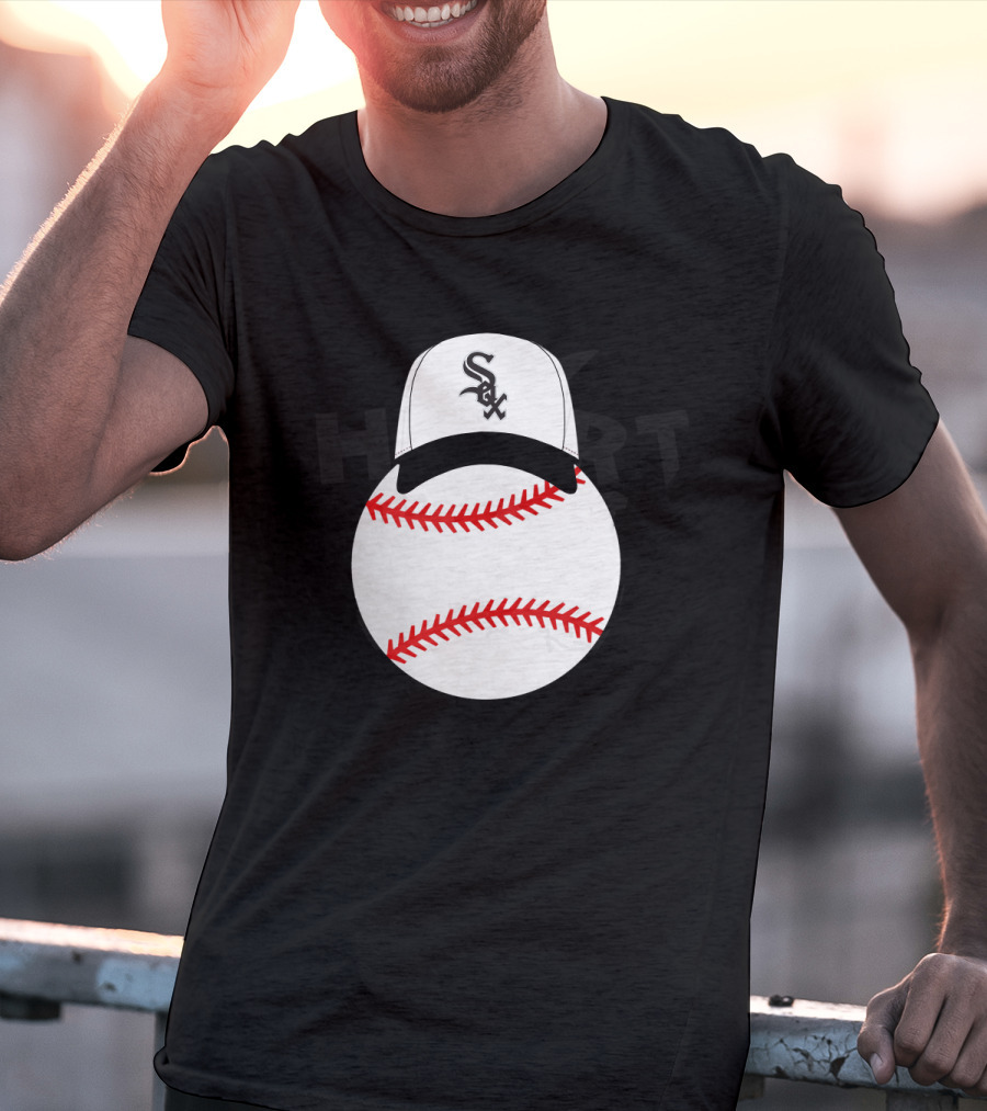 Chicago White Sox Baseball Mickey Hat T-Shirt