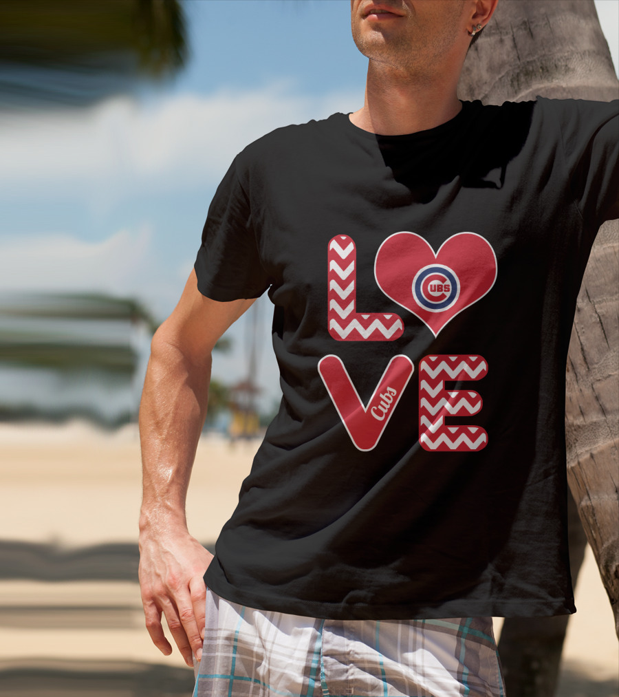 Love Cubs Heart Icon Chicago Baseball Fans T-Shirt