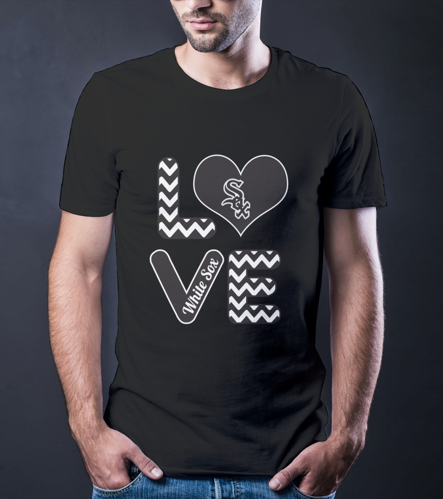 Love Chicago White Sox Heart Logo Baseball Fans T-Shirt