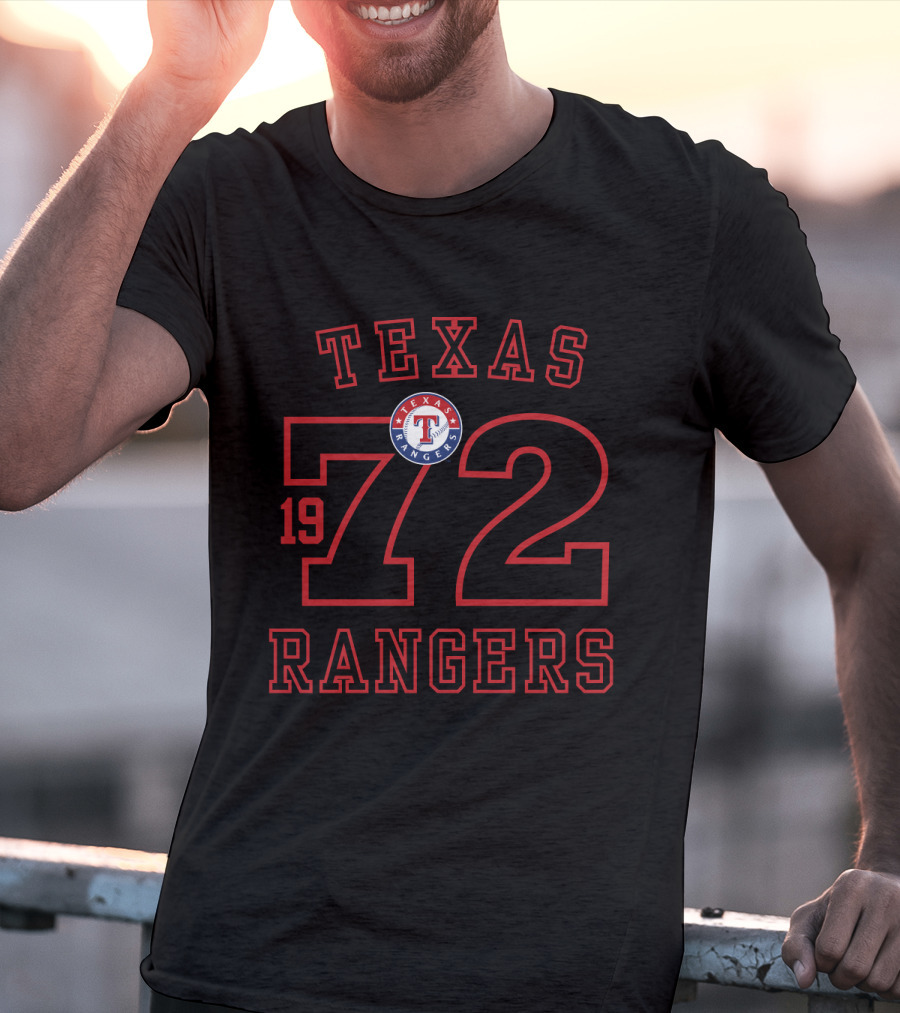 Texas Rangers 19 72 Vintage Logo Red Outline T-Shirt