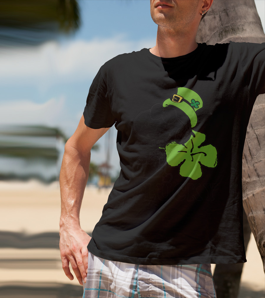 #Lucky Snoopy St. Patrick's Day Clover Hat Peanuts T-Shirt