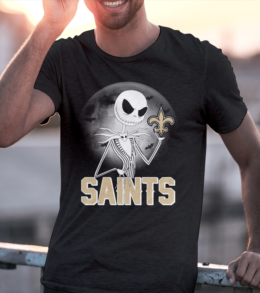 Jack Skellington Holding Fleur-De-Lis Halloween New Orleans Saints T-Shirt