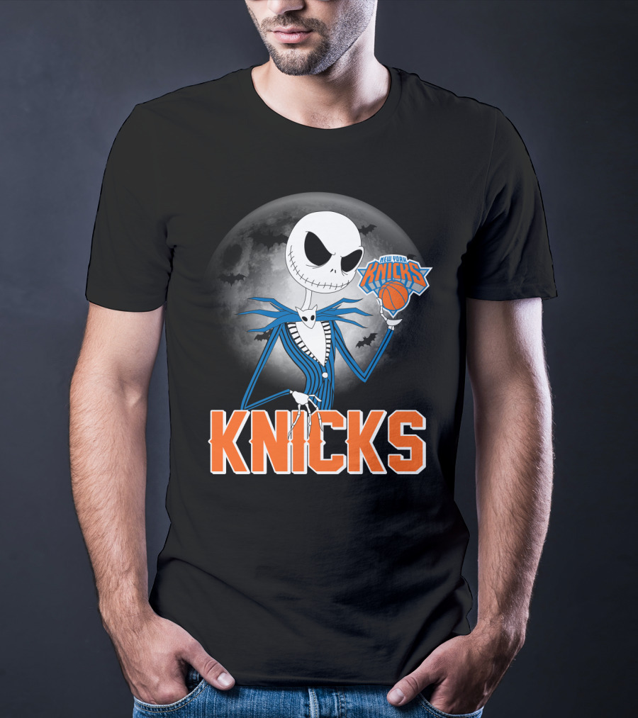 Jack Skellington New York Knicks Halloween Basketball Moon Scene T-Shirt