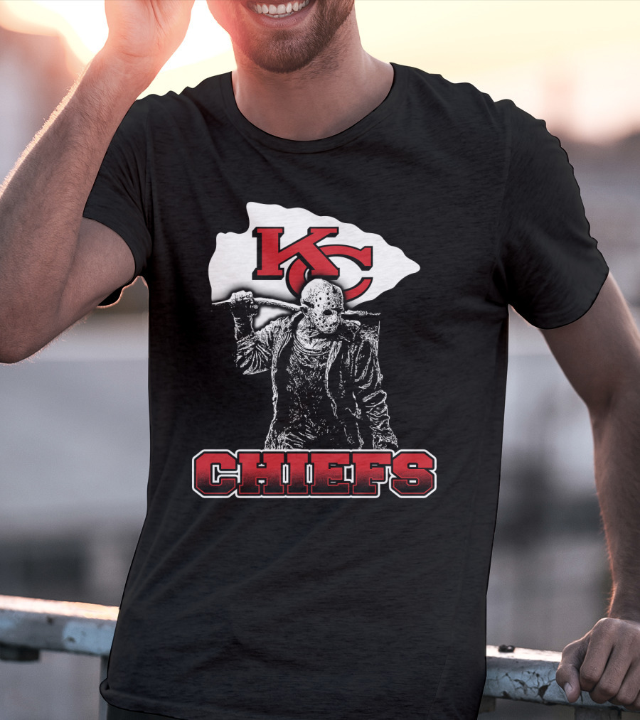 Jason Voorhees With Kansas City Chiefs Logo Chiefs Fans T-Shirt