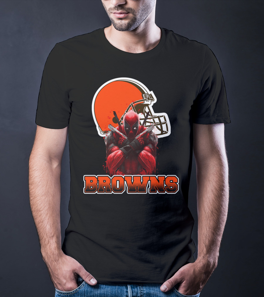 Cleveland Browns Deadpool Crossover Football Fan T-Shirt