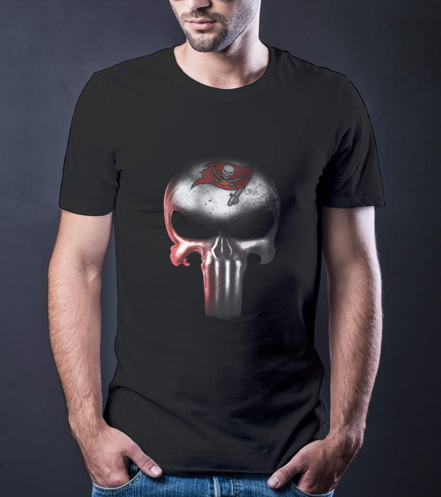 Tampa Bay Buccaneers The Punisher Skull Fans Iconic T-Shirt