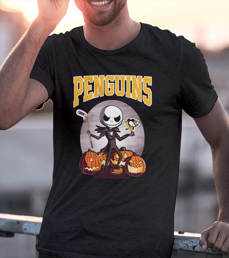Penguins Jack Skellington Holding Hockey Logo With Pumpkins Halloween T-Shirt