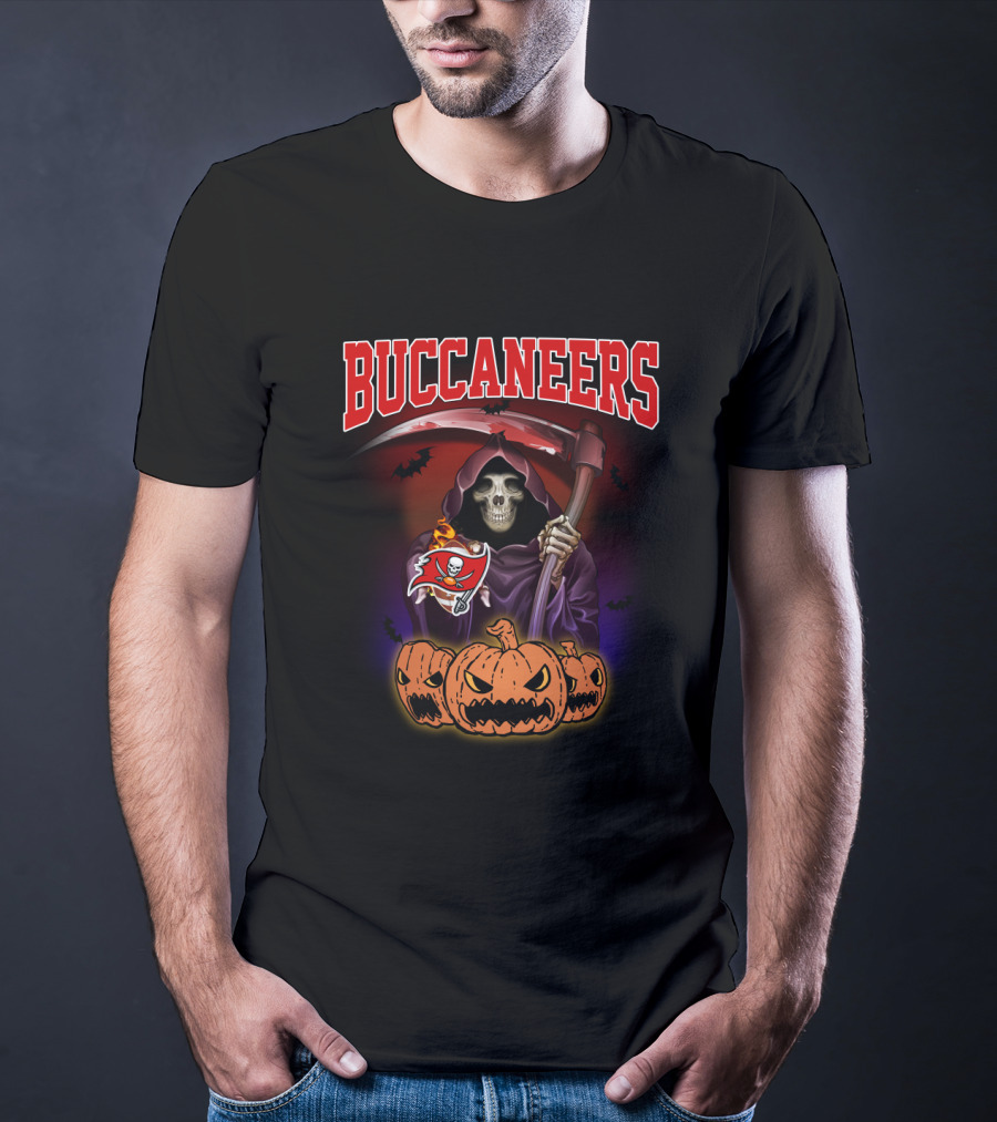 Buccaneers Grim Reaper With Scythe And Jack-O'-Lanterns Halloween T-Shirt