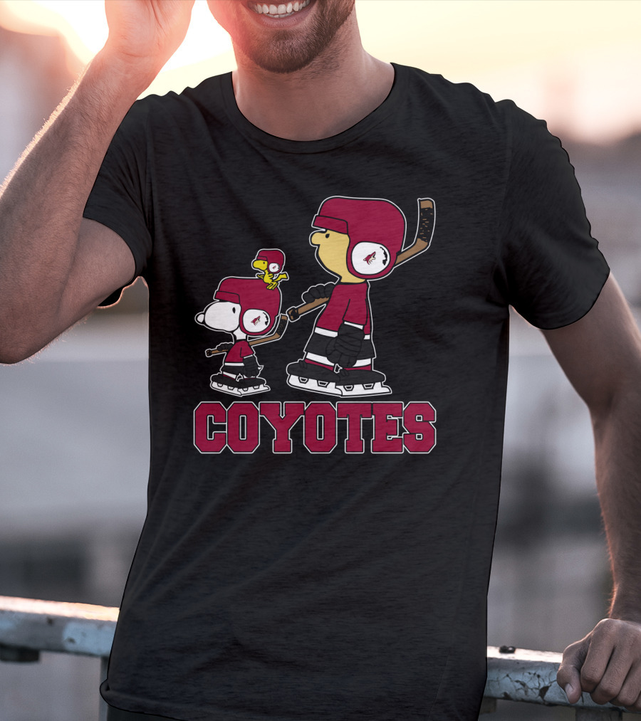 Snoopy Ice Hockey Coyotes Fans Peanuts Arizona Nhl Team T-Shirt