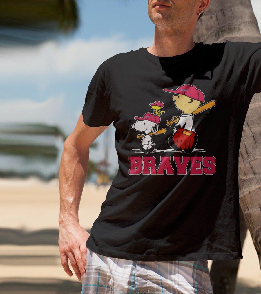 Snoopy Woodstock And Charlie Brown Braves Baseball Fans T-Shirt