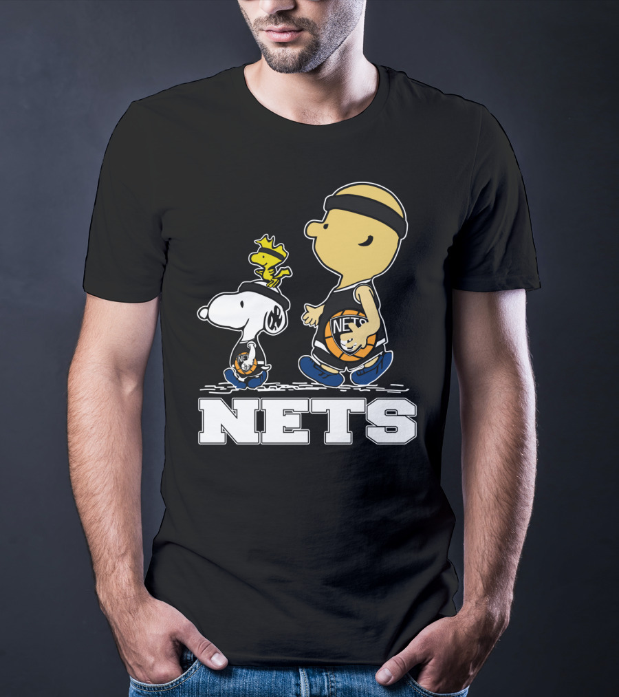Snoopy And Woodstock Brooklyn Nets Basketball Fans T-Shirt