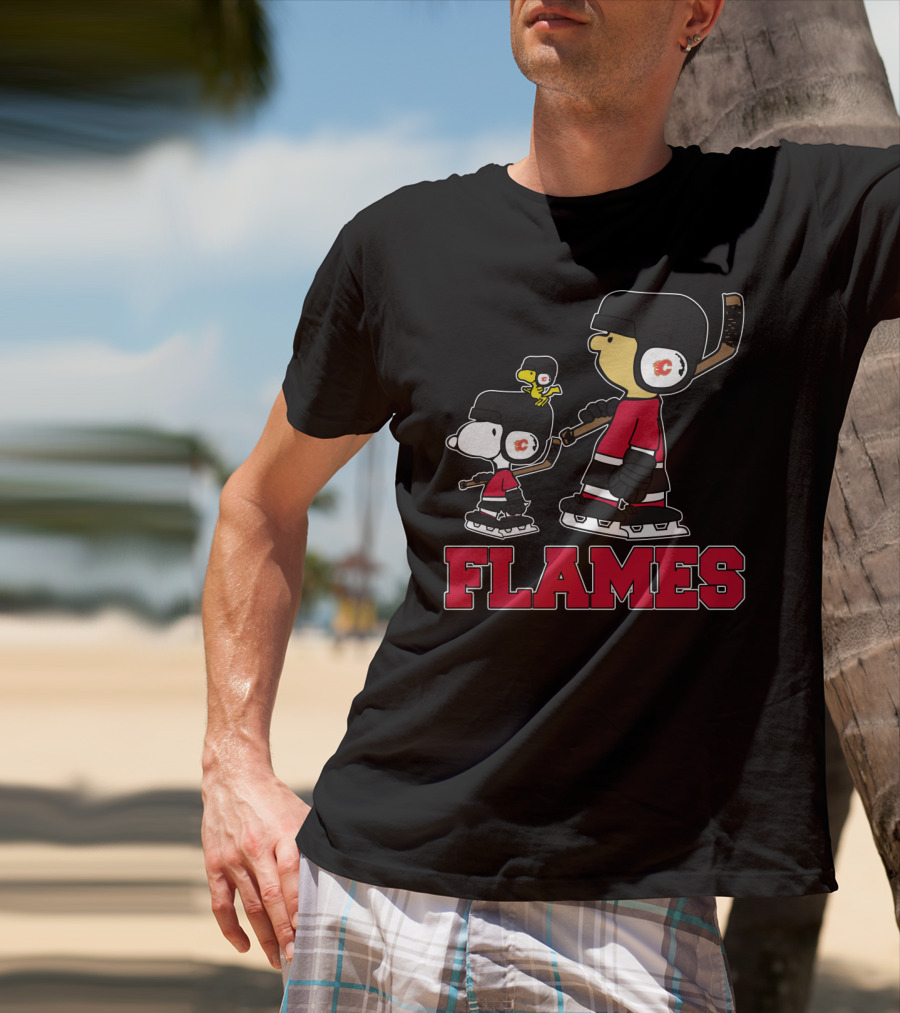 Snoopy Woodstock Calgary Flames Ice Hockey Fans T-Shirt