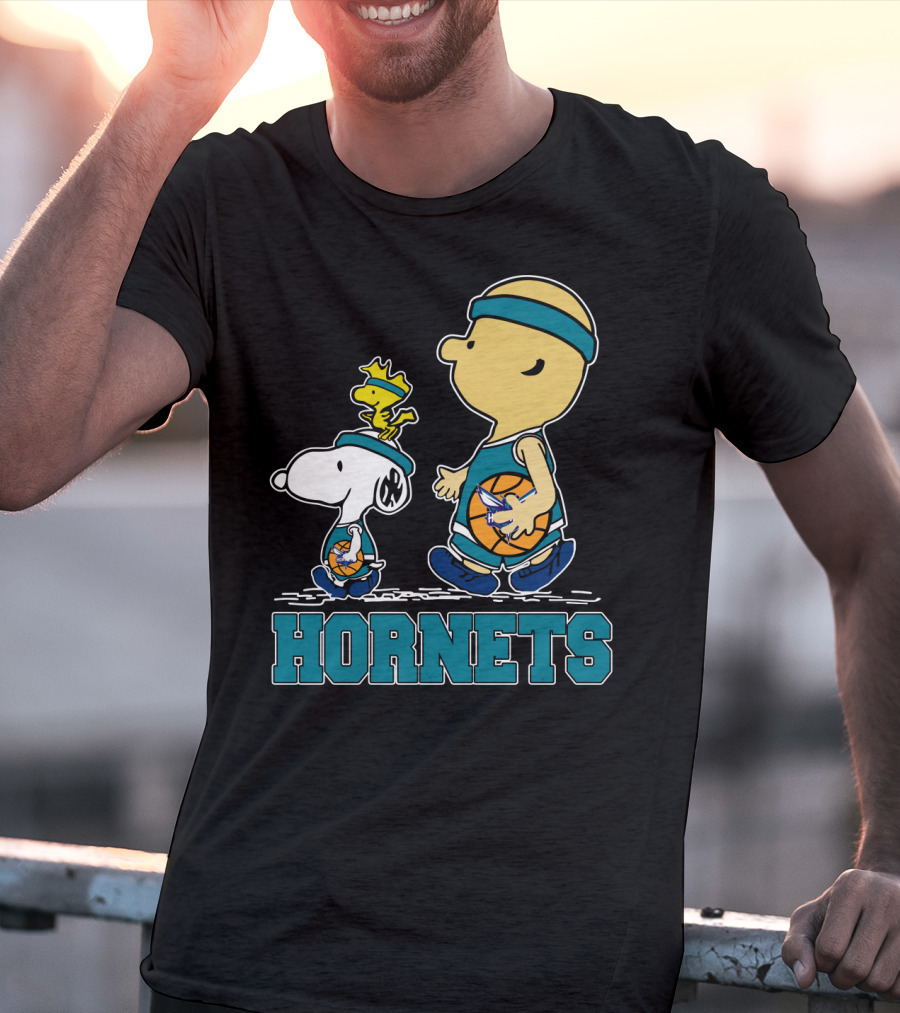 Snoopy Woodstock Basketball Hornets Fans T-Shirt