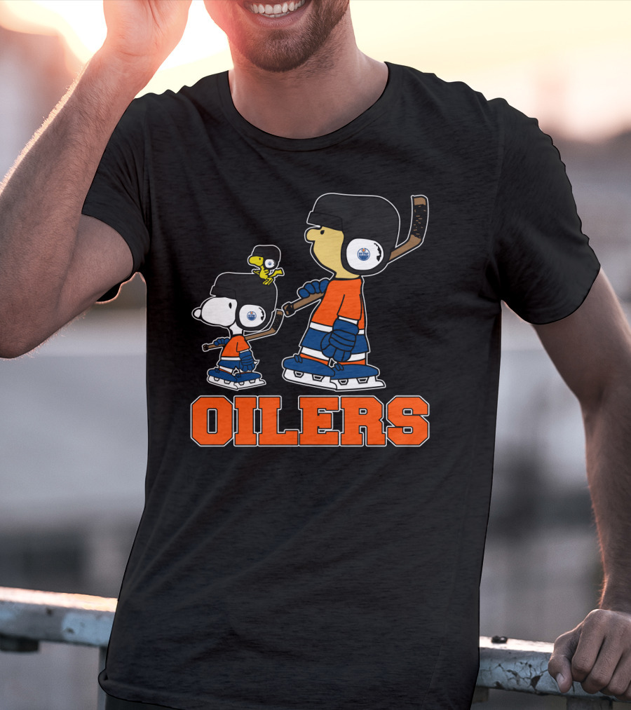 Snoopy And Woodstock Edmonton Oilers Hockey Fans T-Shirt