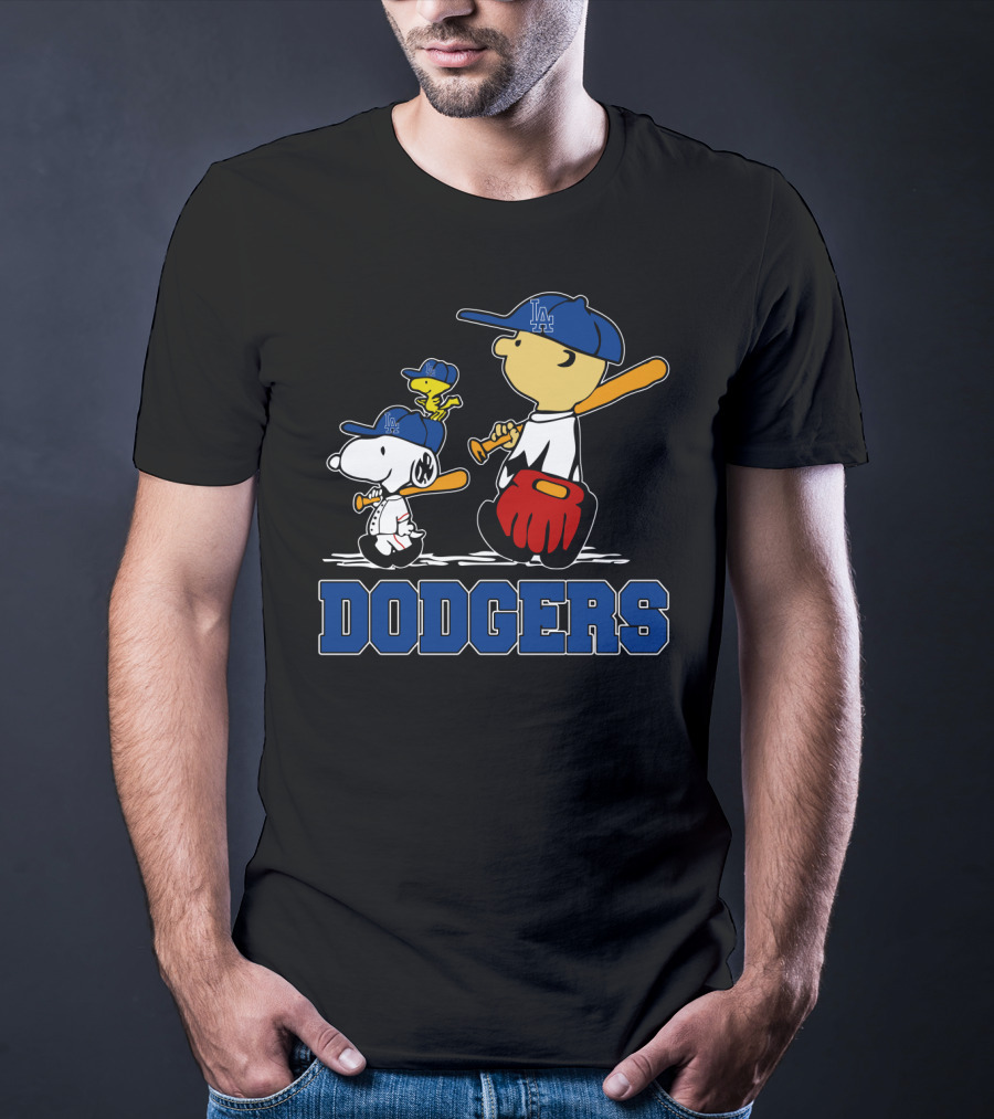 Snoopy Dodgers Fans La Baseball Peanuts Charlie Brown Woodstock T-Shirt