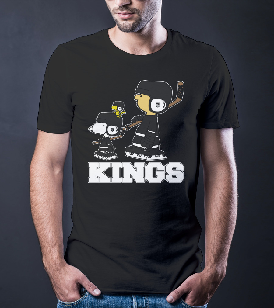 Snoopy Woodstock And Los Angeles Kings Hockey Fans Ice Skating T-Shirt