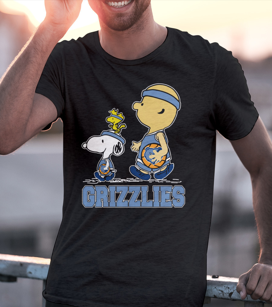 Snoopy Woodstock Charlie Brown Memphis Grizzlies Basketball Fans T-Shirt