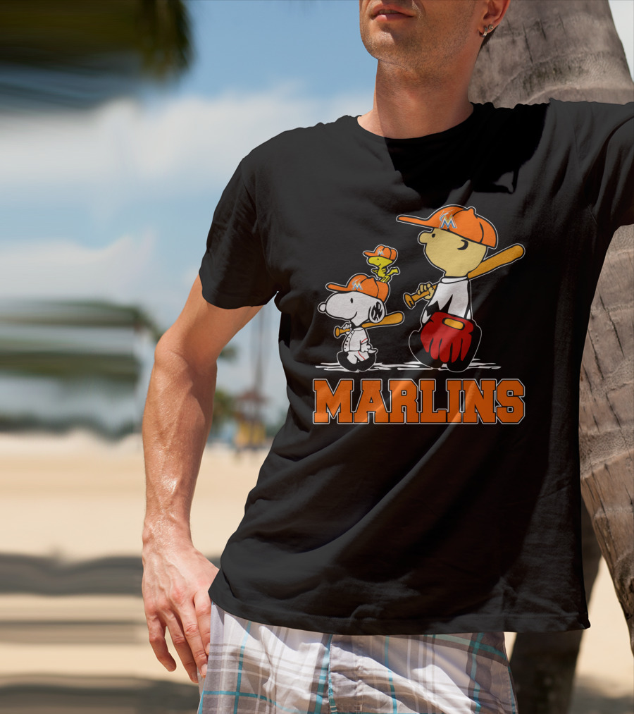 Marlins Snoopy Woodstock And Charlie Brown Baseball Fans T-Shirt