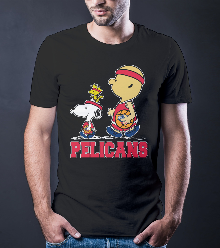 Snoopy Woodstock New Orleans Pelicans Basketball Fans Peanuts T-Shirt