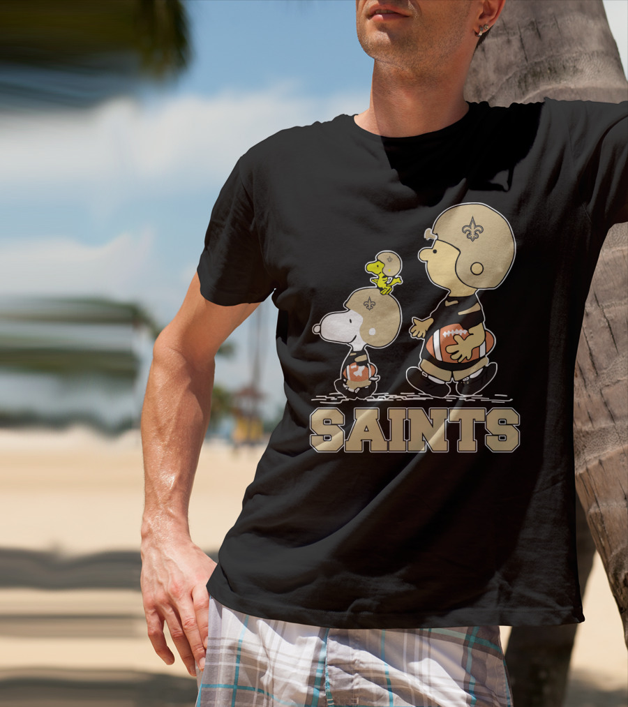 Snoopy Woodstock Charlie Brown New Orleans Saints Fans T-Shirt