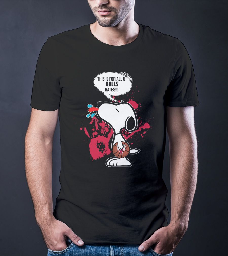 Snoopy Chicago Bulls Fan Team Spirit T-Shirt