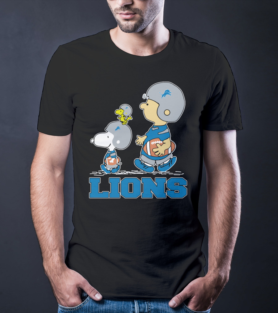 Snoopy And Woodstock With Detroit Lions Football Fans T-Shirt