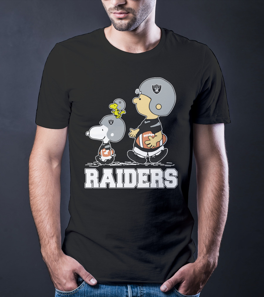 Snoopy Woodstock Charlie Brown Oakland Raiders Fans T-Shirt