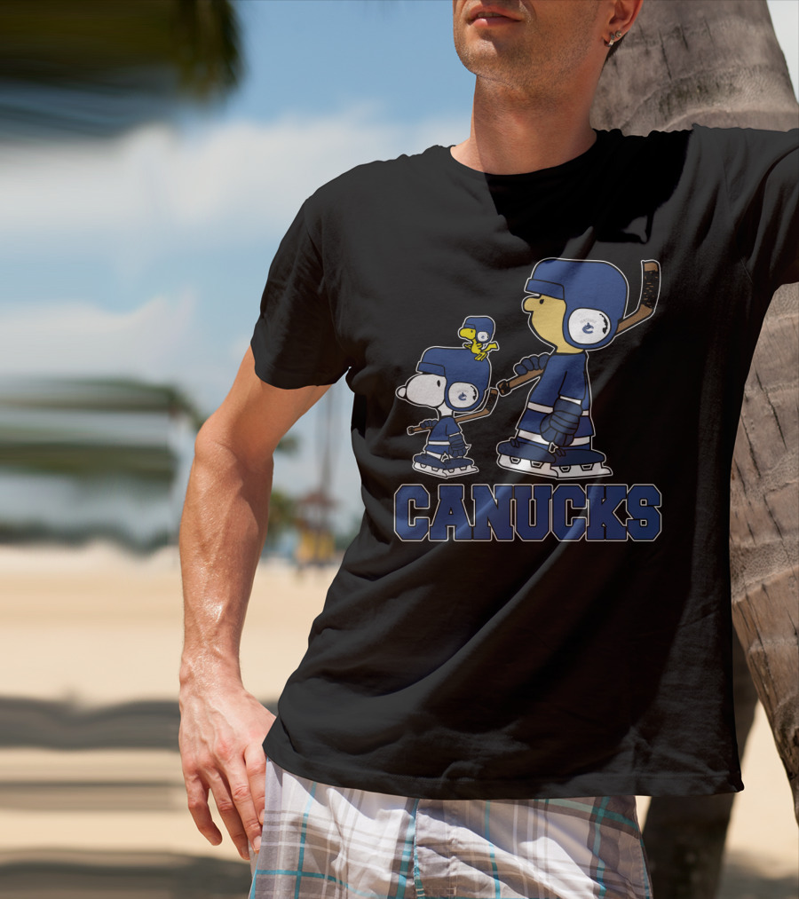 Snoopy And Woodstock In Vancouver Canucks Hockey Gear T-Shirt