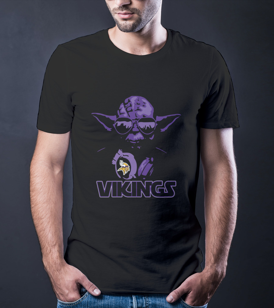 Yoda Star Wars Vikings Minnesota Fans T-Shirt