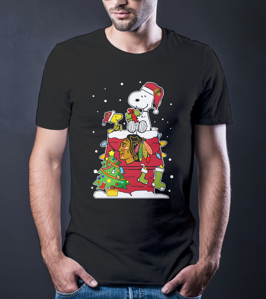 Chicago Blackhawks Snoopy Festive Christmas T-Shirt