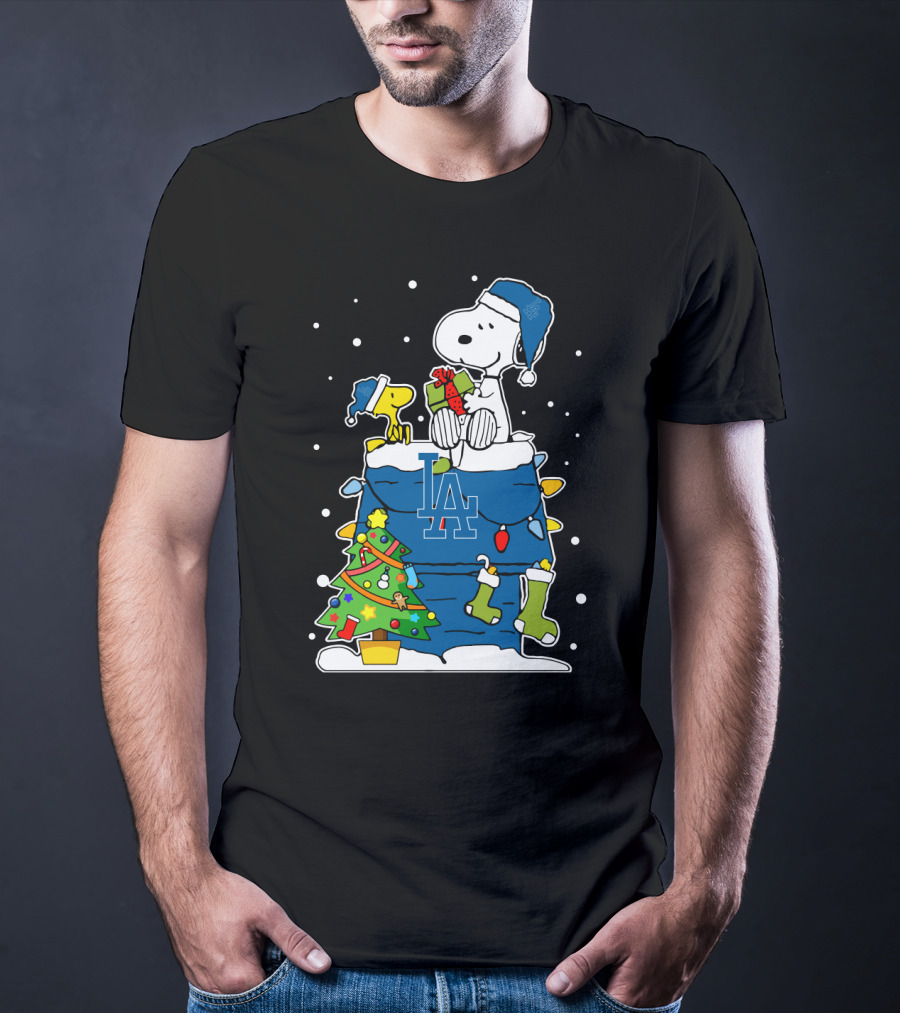 Los Angeles Dodgers Snoopy Christmas Peanuts Woodstock Holiday Winter Gift T-Shirt