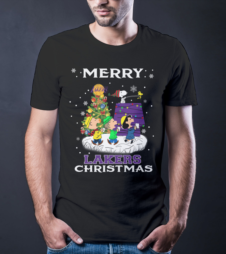 Merry Lakers Christmas Snoopy Peanuts Tree Festive Scene T-Shirt