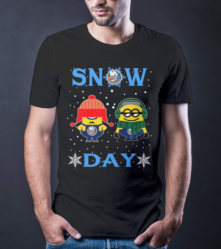 New York Islanders Snow Day With Minions Wearing Winter Hats And Scarves T-Shirt