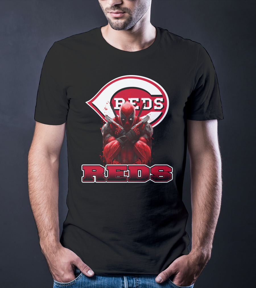 Cincinnati Reds Deadpool Crossover Fan Favorite T-Shirt