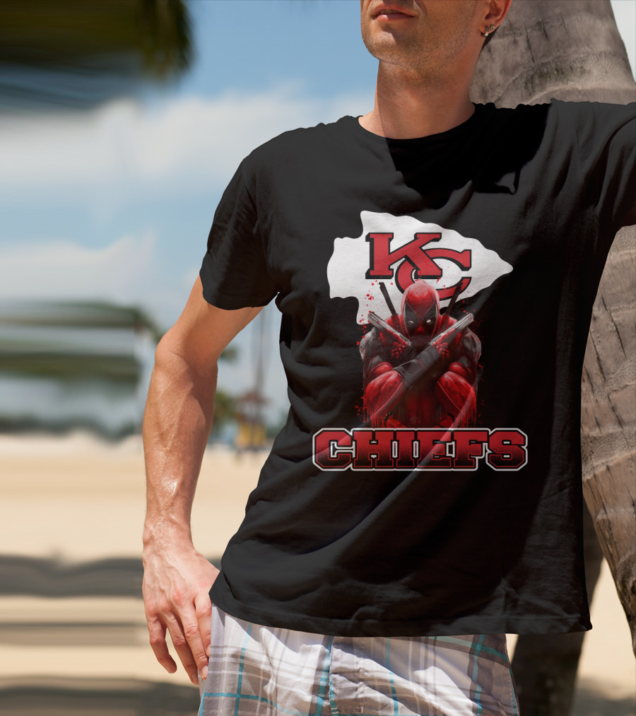 Kansas City Chiefs Deadpool Crossover Fan T-Shirt