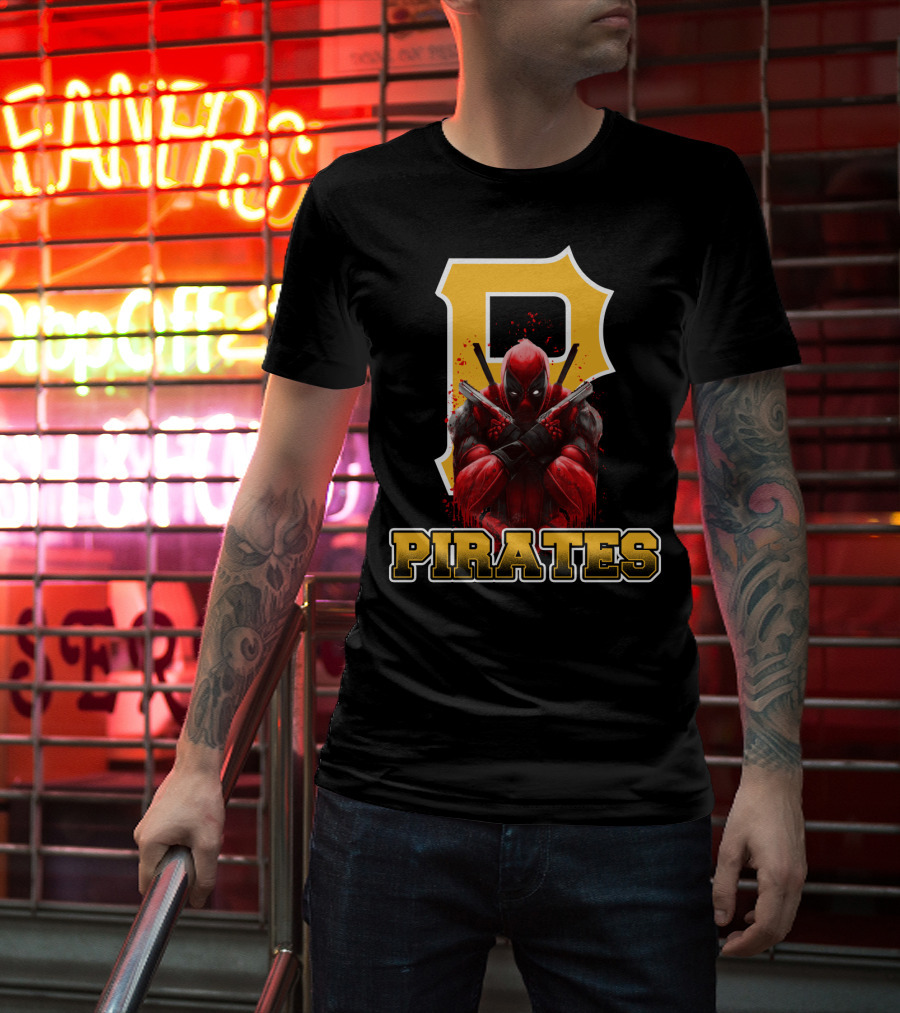 Pittsburgh Pirates Deadpool Crossover Fans Baseball Superhero Mashup T-Shirt