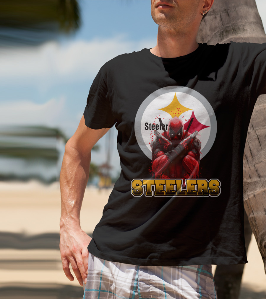 Steelers Deadpool Crossover With Pittsburgh Steelers Logo And Character Pose T-Shirt