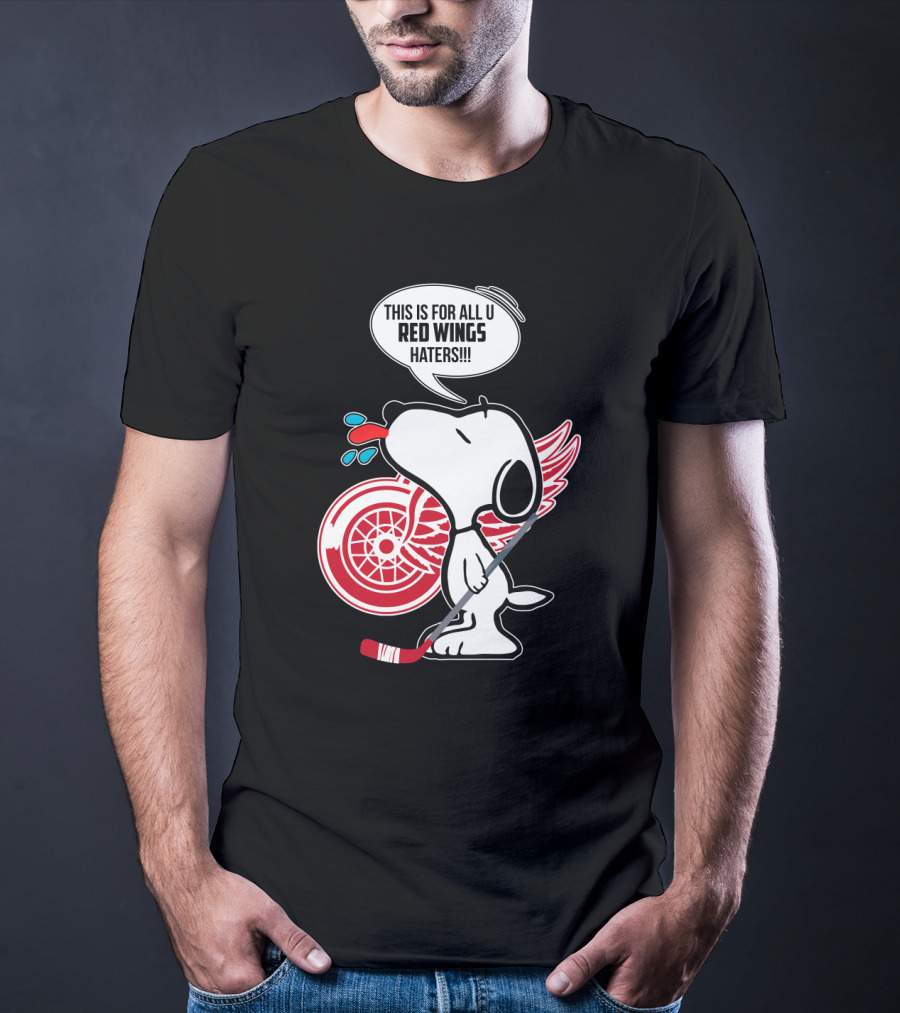 Snoopy Shows Love With Detroit Red Wings Logo And Hockey Stick T-Shirt