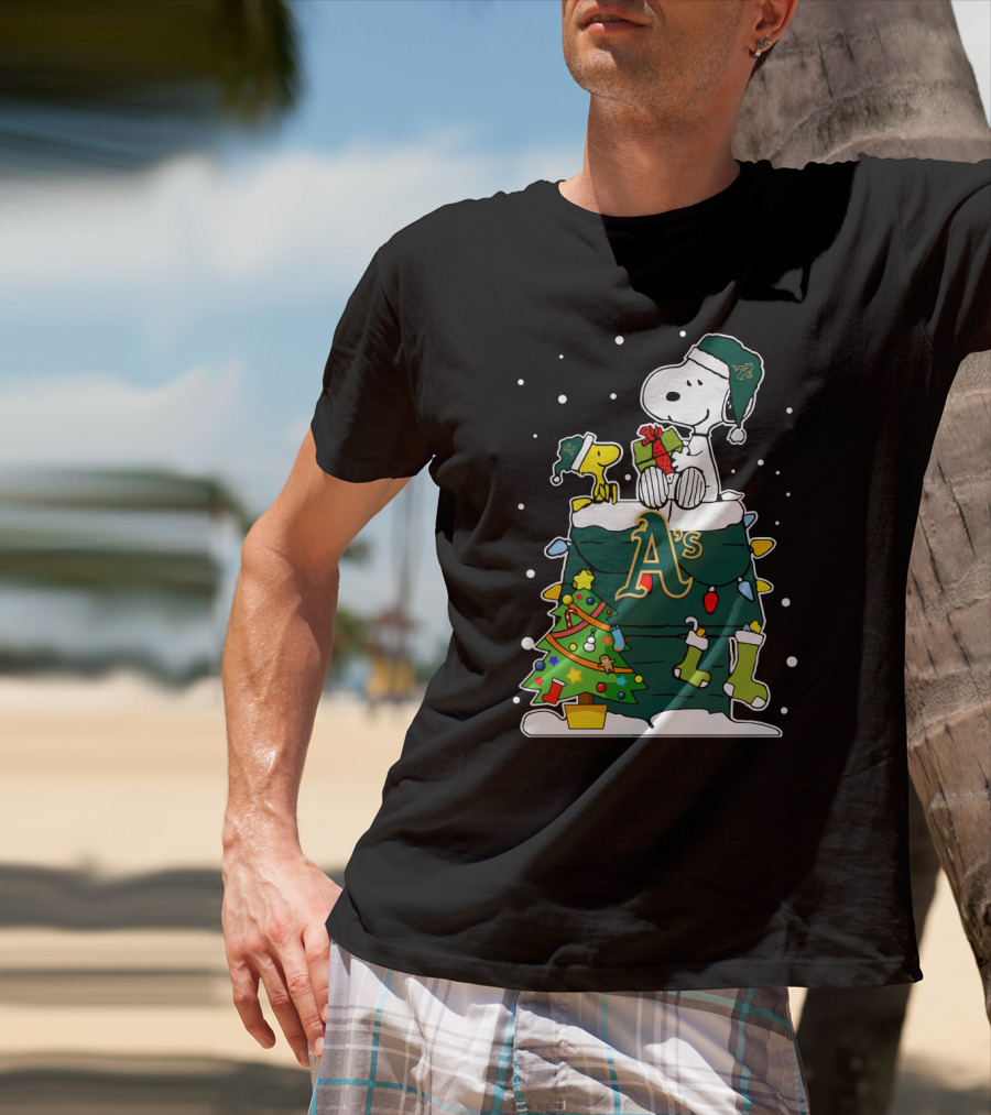 Snoopy Christmas Oakland Athletics Festive Scene With Woodstock And Gifts T-Shirt