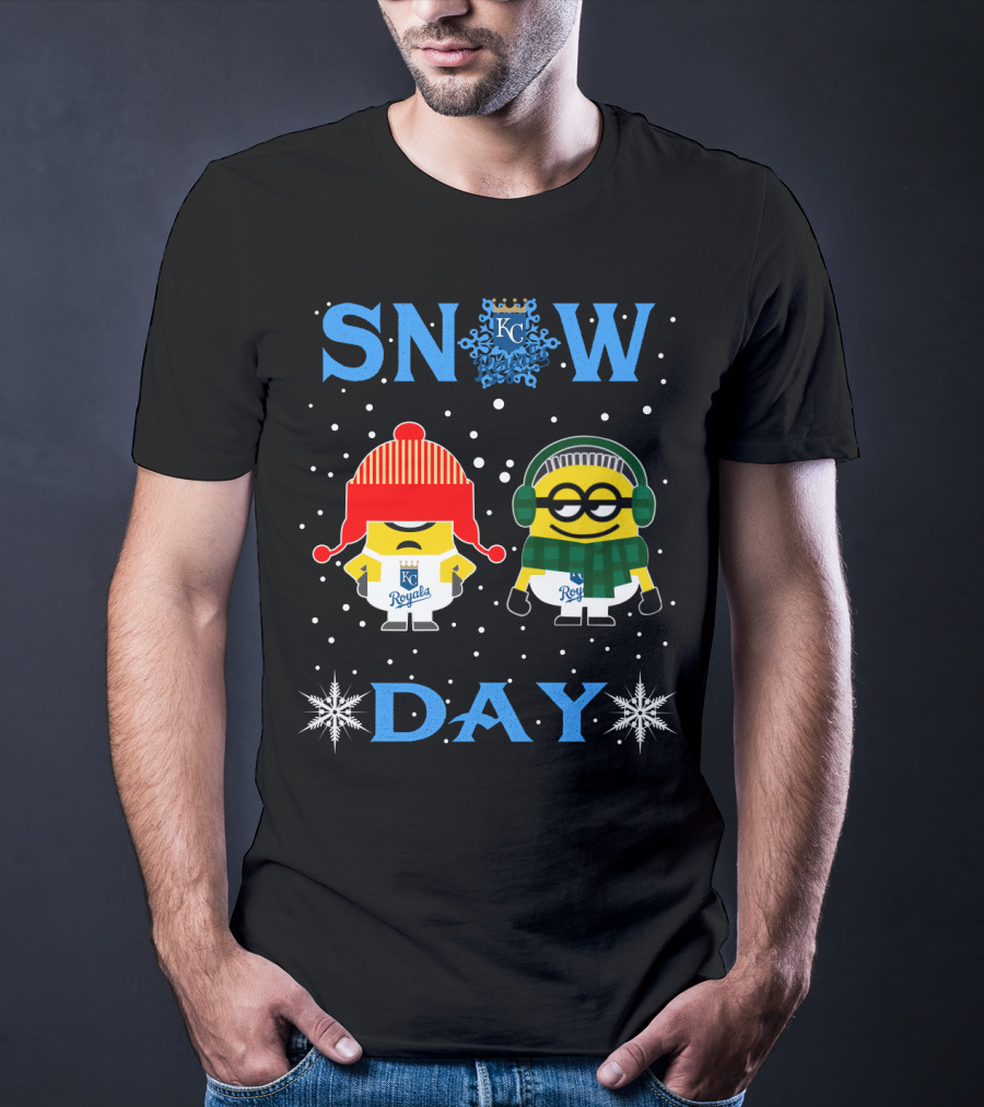Kansas City Royals Snow Day Minions Winter Fun T-Shirt