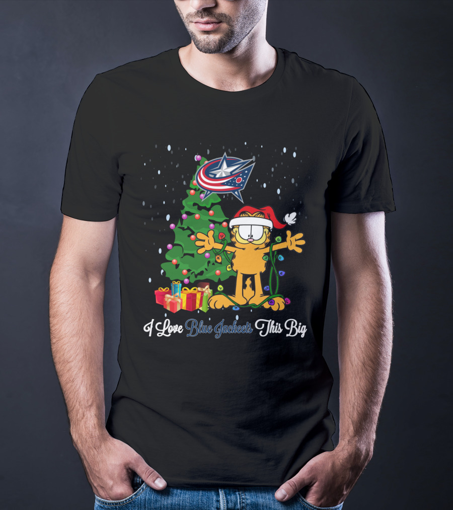 I Love Columbus Blue Jackets Garfield Christmas Tree Santa Hat Presents This Big T-Shirt