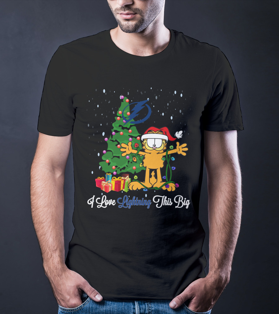 I Love Lightning This Big Christmas Garfield Cat Tampa Bay Lightning Tree Presents T-Shirt