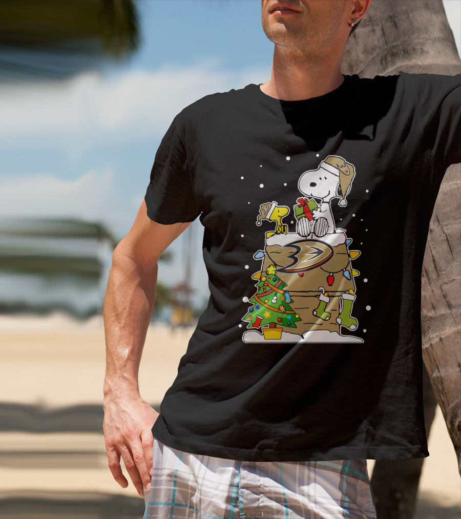 Anaheim Ducks Christmas Snoopy And Woodstock With Gifts T-Shirt