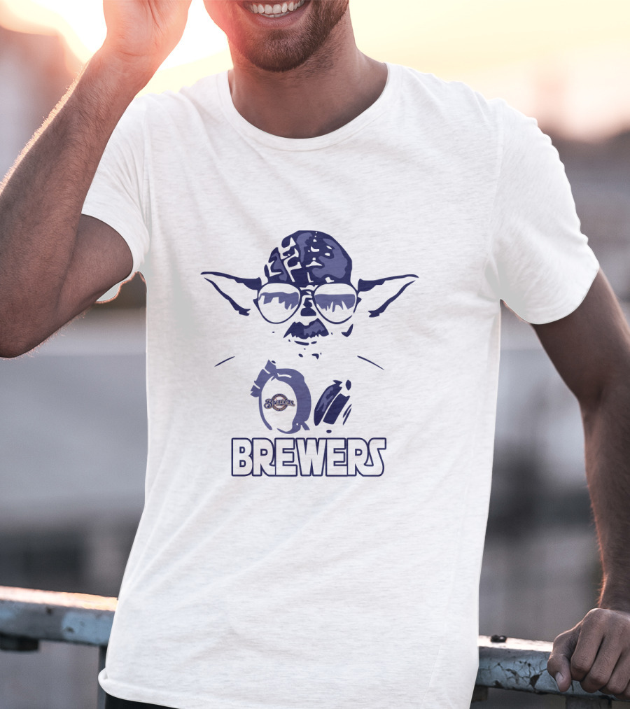Yoda Milwaukee Brewers Star Wars Fans Iconic Mashup T-Shirt