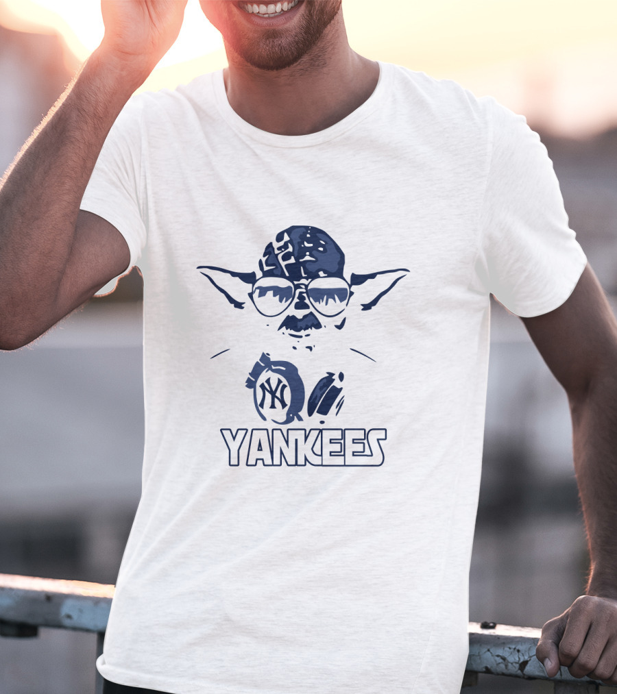 Yoda Star Wars Yankees New York Fans With NY Logo And Dark T-Shirt