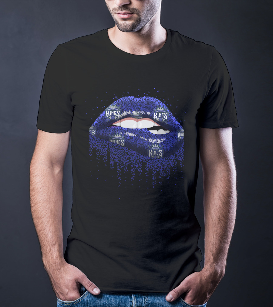 Sacramento Kings Fans Glittered Lips With Team T-Shirt