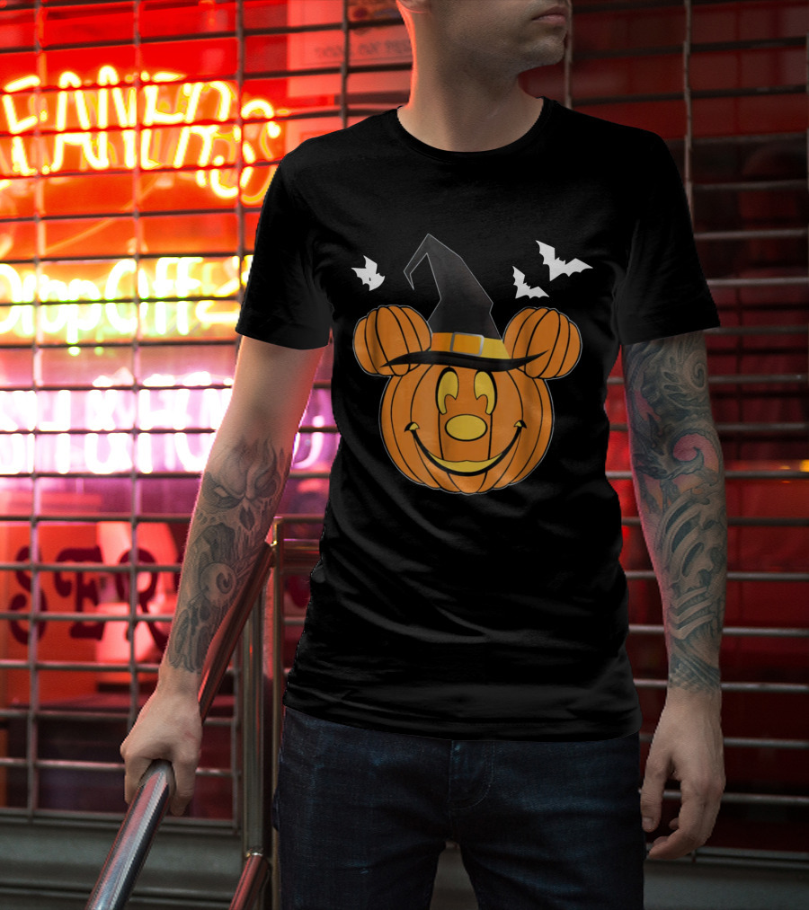 Disney Mickey Mouse Halloween Pumpkin Witch Hat And Bats T-Shirt