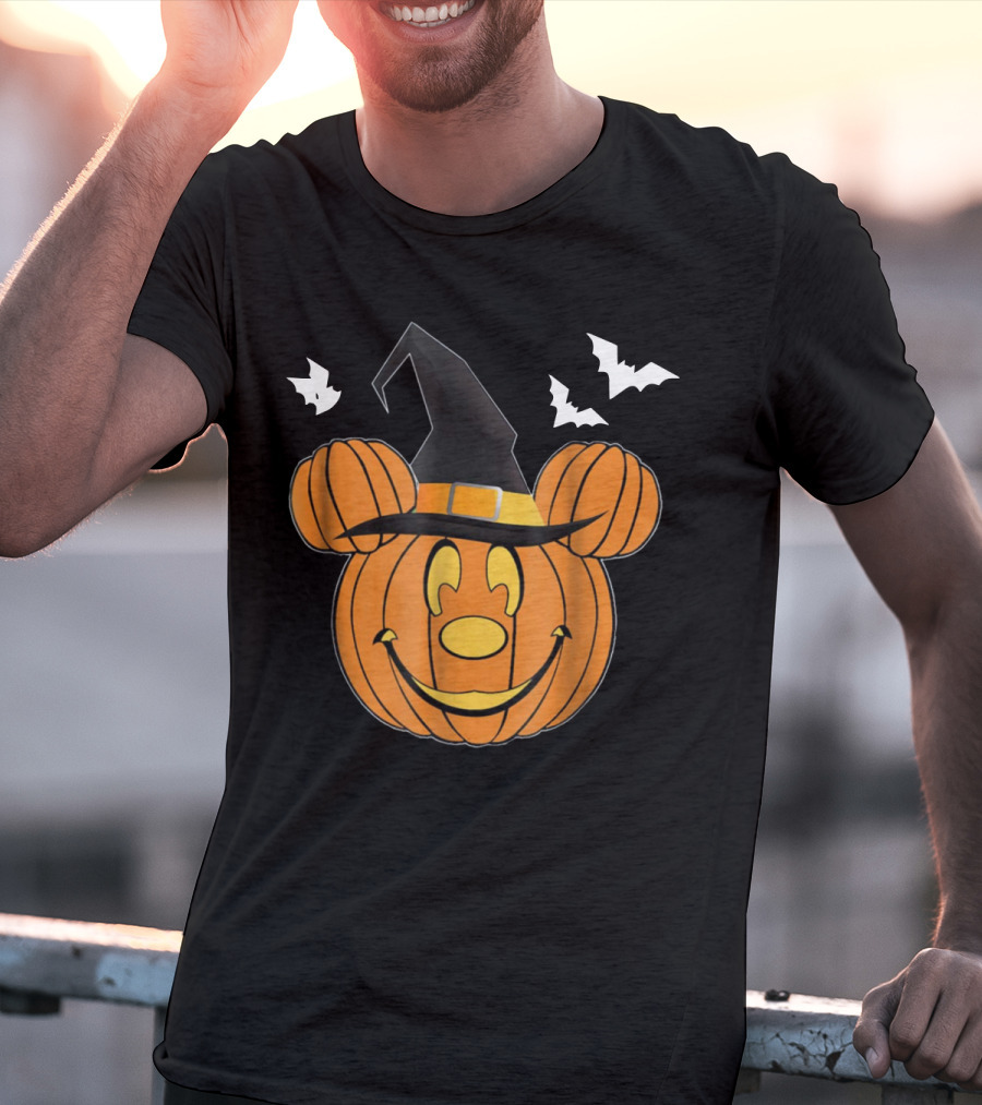 Disney Mickey Mouse Halloween Pumpkin Witch Hat And Bats T-Shirt